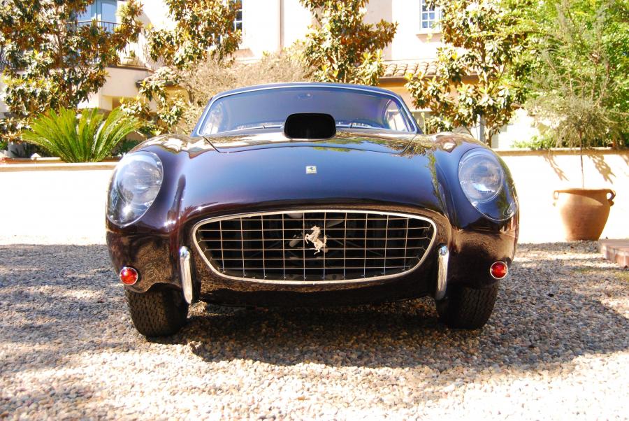  Ferrari 375 America Coupe by Carrozzeria Vignale 1953 года  (фото 40 из 43)